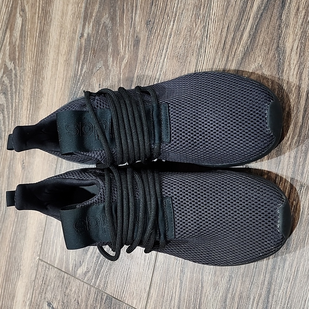 Adidas size 9.5